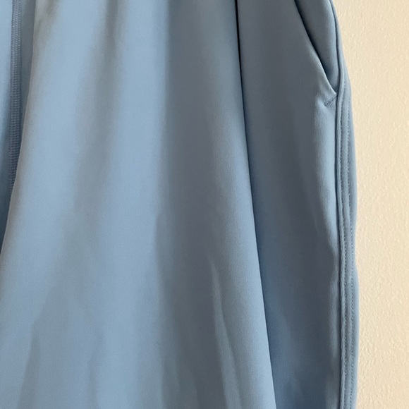 Aritzia Weekender Pant - Picture 5 of 7